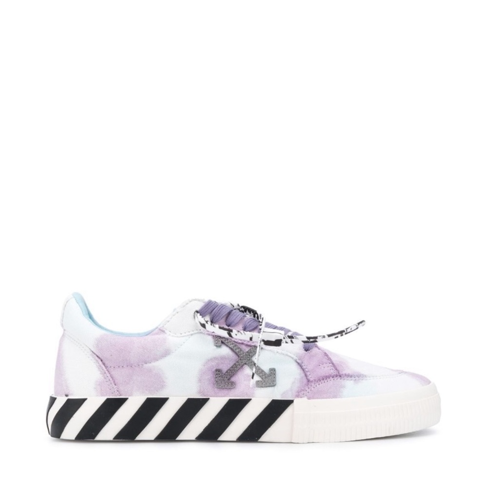 Off White Vulcanized Low-Top Sneakers